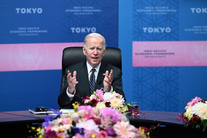 El presidente de los Estados Unidos, Joe Biden, habla sobre el marco económico del Indo-Pacífico para la prosperidad en la Galería Izumi Garden en Tokio el 23 de mayo de 2022. · Foto: Saul Loeb, AFP
