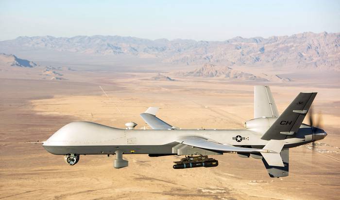 Dron MQ-9 Reaper volando sobre el campo de pruebas y entrenamiento de Nevada, el 14 de enero de 2020. · Foto: AFP