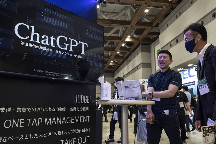 Promoción ChatGPT, en NexTech Week, en Tokyo. · Foto: Richard A. Brooks, AFP