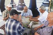 Veteranos armenios en un club de ajedrez en el parque Gorki de Rostov del Don.