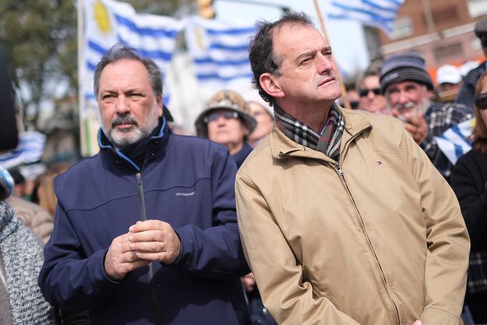 Jorge Gandini y Guido Manini Ríos, en una movilización de Un Solo Uruguay (archivo, setiembre de 2019). · Foto: Pablo Vignali / adhocFOTOS
