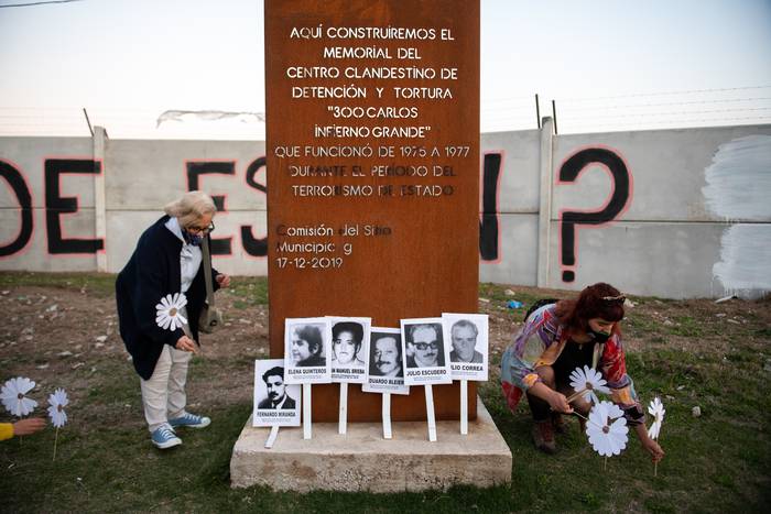 Sitio donde funcionaba el ex-centro de tortura 300 Carlos (07.10.2020). · Foto: Santiago Mazzarovich / adhocFOTOS