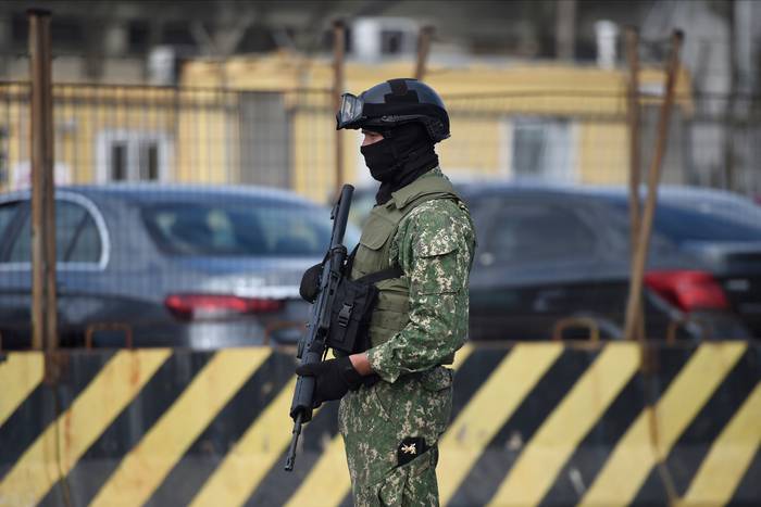 Foto principal del artículo 'Se investiga a nivel administrativo, penal y por parte de la Justicia militar el hurto de armas en el Ejército' · Foto: Nicolás Celaya