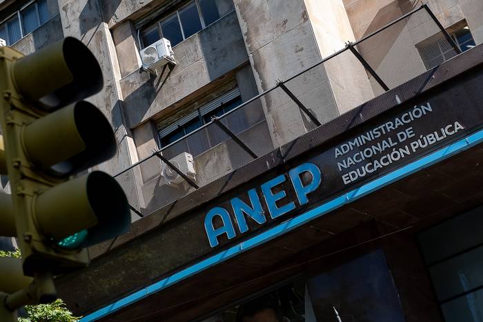 Sede de la Administración Nacional de Educación Pública, en Montevideo. · Foto: Pablo Vignali