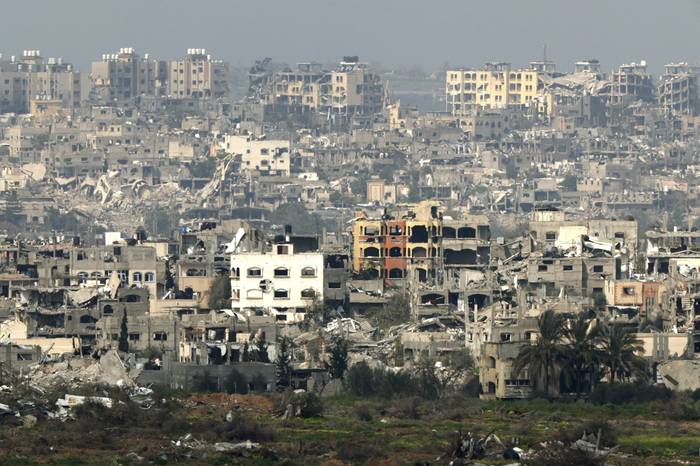 Fotografía de la Franja de Gaza tomada desde el sur de Israel, el 20 de febrero. · Foto: Jack Guez, AFP