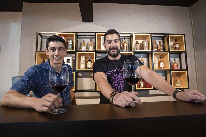 Líber Pisciottano y Santiago Balbuena, de Balbuena Wines.