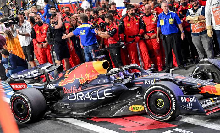Max Verstappen, de Red Bull, este domingo, después del Gran Premio de Fórmula Uno de Arabia Saudita. · Foto: Andrej Isakovic, AFP
