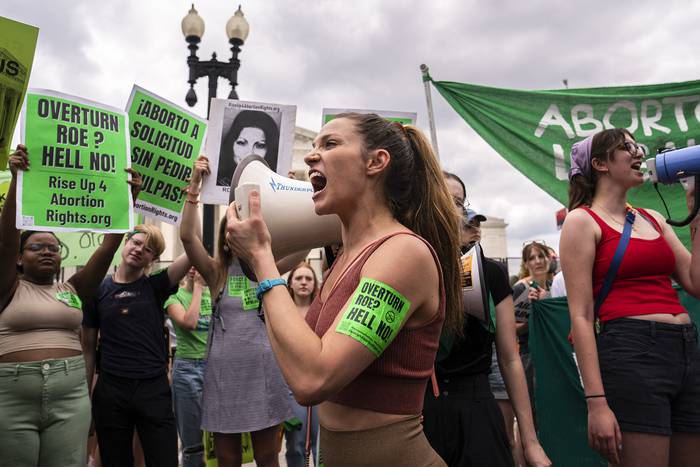 Activistas por el derecho al aborto frente a la Corte Suprema de Estados Unidos. · Foto: Nathan Howard, getty images, afp