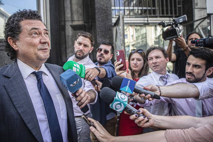 Rodrigo Ferrés, a la salida de Fiscalía (archivo, enero de 2022) · Foto: .