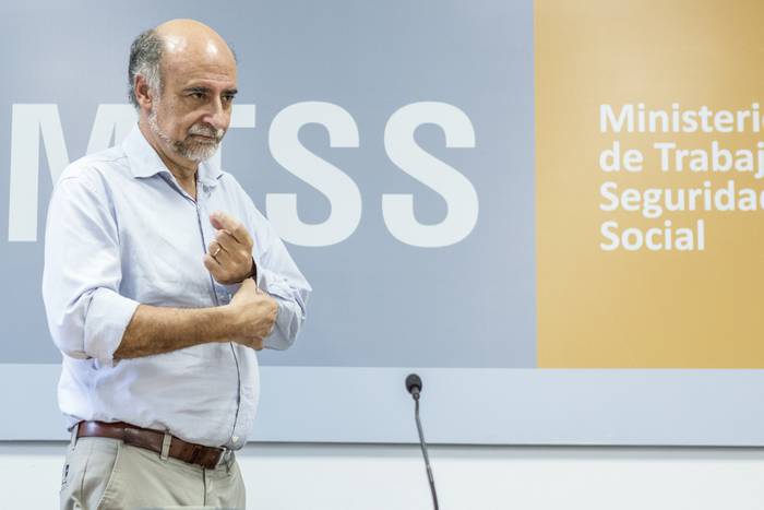 Pablo Mieres, en el ministerio de Trabajo y Seguridad Social, archivo abril de 2020. Foto: ERNESTO RYAN