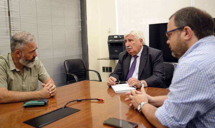 Alfonso Lereté, Juan Gómez y Felipe Schipani en Fiscalía (02.02.2023). · Foto: Mara Quintero
