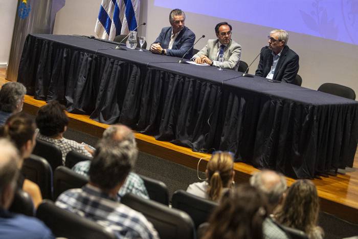 Gerardo Amarilla, Robert Bouvier y Raúl Montero, en la Torre Ejecutiva. · Foto: .