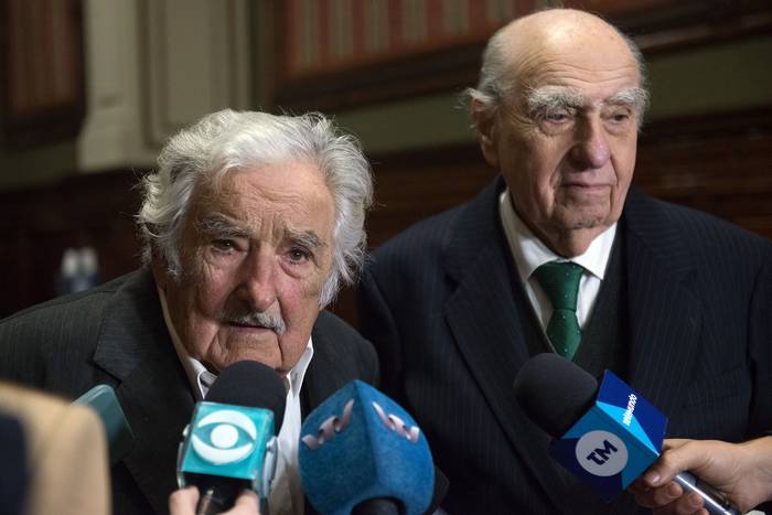 José Mujica y Julio María Sanguinetti (archivo, junio de 2023). · Foto: Alessandro Maradei