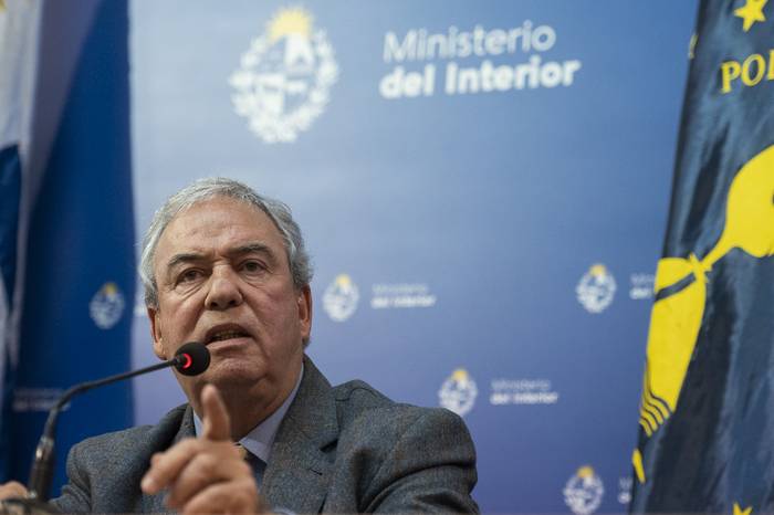 Luis Alberto Heber en conferencia de prensa, el 11 de octubre. · Foto: Alessandro Maradei