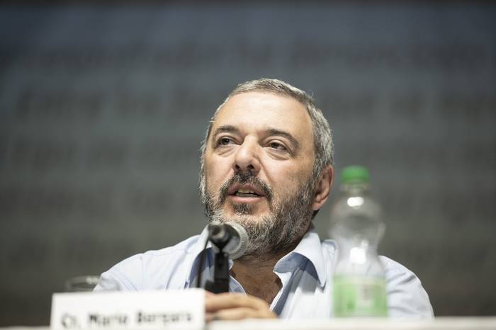 Mario Bergara, durante el debate de candidatos en el Expo Activa. · Foto: Mara Quintero