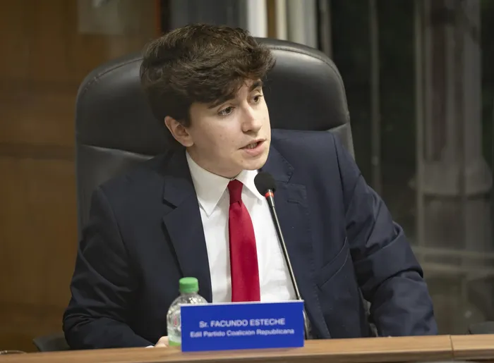 Facundo Esteche, durante una sesión de la Junta Departamental (archivo, agosto de 2026). · Foto: Ariel Volpi