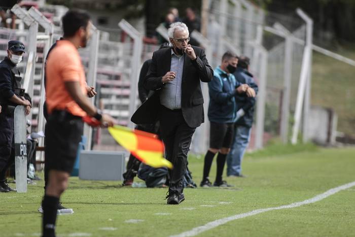 Jorge Fosatti, entrenador de River Plate, en el Parque Federico Omar Saroldi. (archivo, febrero 2021) · Foto: .