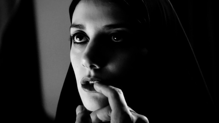 Foto principal del artículo 'Vampira iraní encuentra rebelde sin causa'