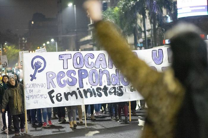 Alerta feminista por la avenida 18 de Julio (archivo, junio de 2019).
 · Foto: Mariana Greif