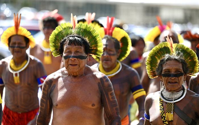 Indígenas brasileños, el 21 de setiembre, en Brasilia. · Foto: Evaristo Sa, AFP