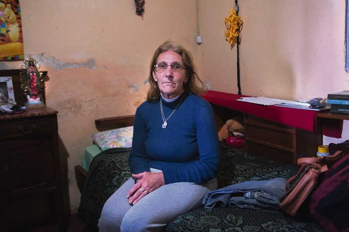 Mabel, madre de Noelia Ferrero(31), docente de secundaria asesinada por su amante en 2014
en Fraile Muerto, Cerro Largo. Foto: Manuela Aldabe