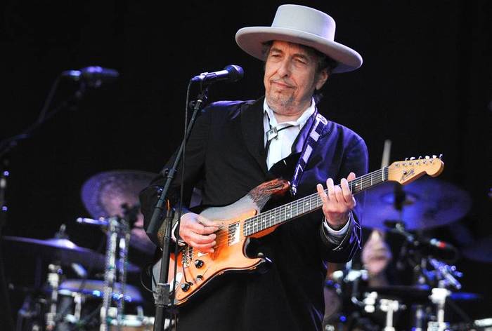 Bob Dylan, en una actuación en Francia (archivo, junio de 2012).