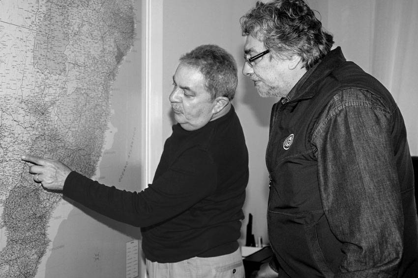 Luiz Inácio Lula da Silva, ex mandatario brasileño, reunido con Fernando Lugo el viernes en San Pablo (Brasil). 
