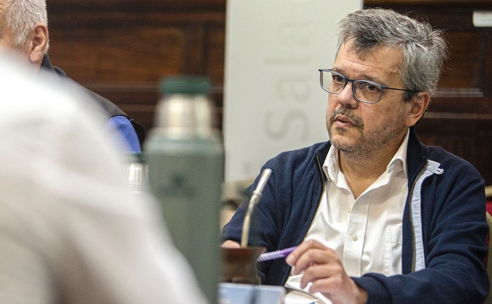 Gustavo Leal en la reunión interpartidaria por seguridad, en el Ministerio del Interior (24.04.2023). · Foto: .