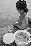 Luzmila, ayer, en la escuelita de pesca para niños en la playa Ramírez