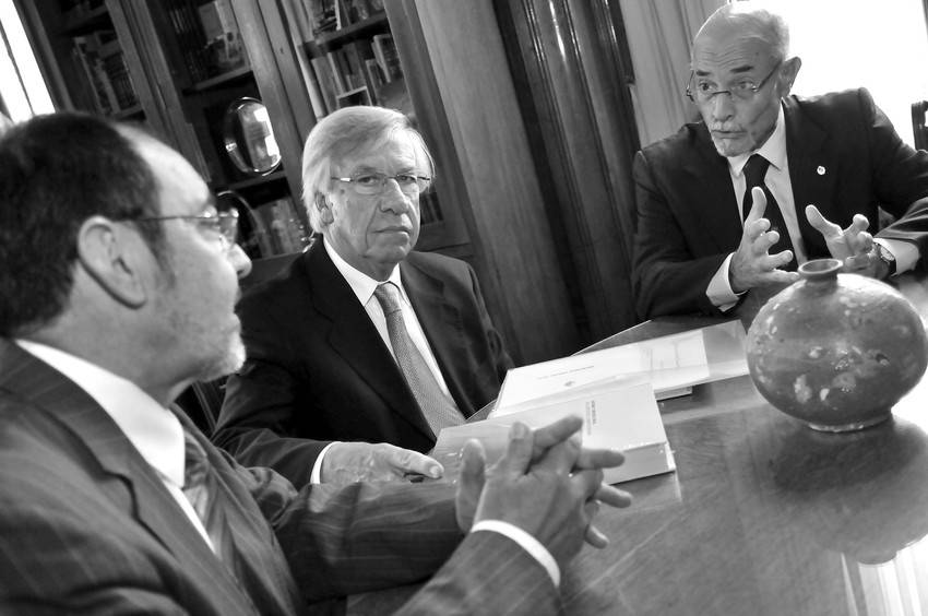 Hugo Rodríguez Filippi, Danilo Astori y Alberto Breccia, ayer, en el despacho del presidente de la Asamblea General 