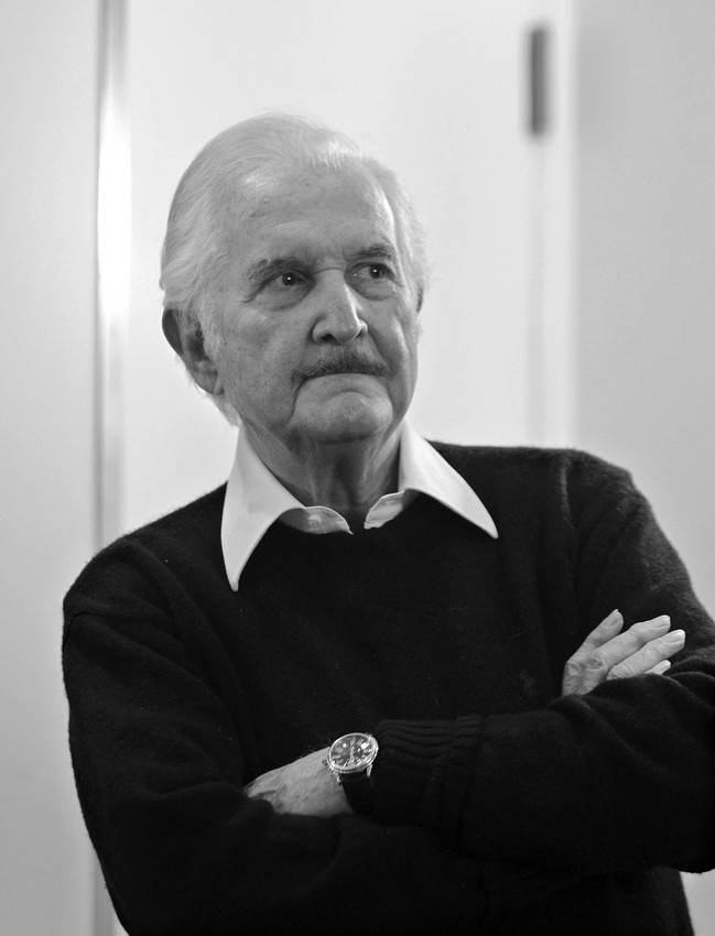 Carlos Fuentes en la Feria Internacional del Libro de Buenos Aires. (archivo, mayo de 2012)