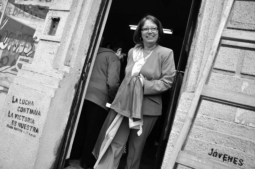 Mónica Xavier luego de votar en el Comité A desalambrar. (archivo, mayo de 2012) 
