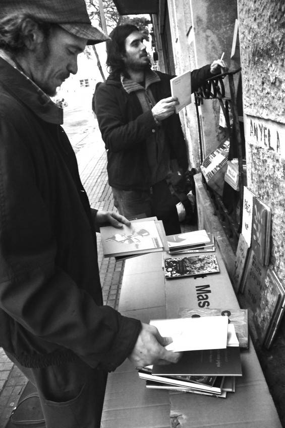 Feria del Libro Independiente y Alternativo, en Isla de Flores y Magallanes.