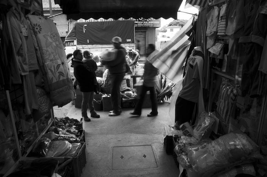 Comercio en el barrio La Comercial. (archivo, julio de 2011)