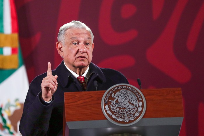 Andrés Manuel López Obrador, este miércoles, en el Palacio Nacional de la Ciudad de México. · Foto: Sáshenka Gutiérrez, Efe