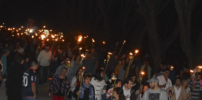 Marcha de las antorchas en La Paz Colonia Piamontesa, 2018. Foto: Intendencia de Colonia.