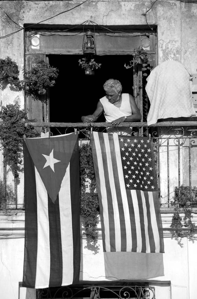 Un balcón en La Habana, Cuba. Foto: Rolando Pujol, EFE (archivo, julio de 2015)