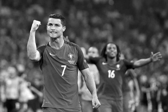 Cristiano Ronaldo festeja al final del partido entre Portugal y Polonia,
ayer, en Marsella, Francia. Foto: Bertrand Langlois, Afp