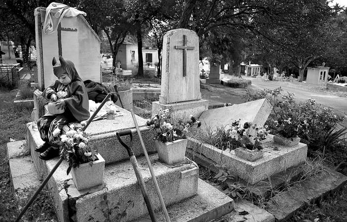 Cementerio Dolores, ayer, en Ciudad de México. Foto: Alfredo Estrella, AFP