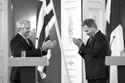 Tabaré Vázquez y  Sauli Niinistö presidente de Finlandia, ayer, en el Palacio Presidencial en Helsinki, Finlandia. Foto: Antti Aimo-Koivisto, AFP