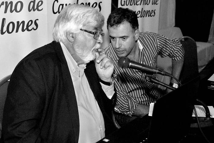 Eduardo Bonomi y Yamandú Orsi, ayer, en Atlántida. Foto: Federico Gutiérrez