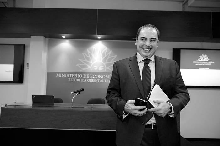 Pablo Ferreri, ayer, en el Ministerio de Economía y Finanzas. Foto: Santiago Mazzarovich