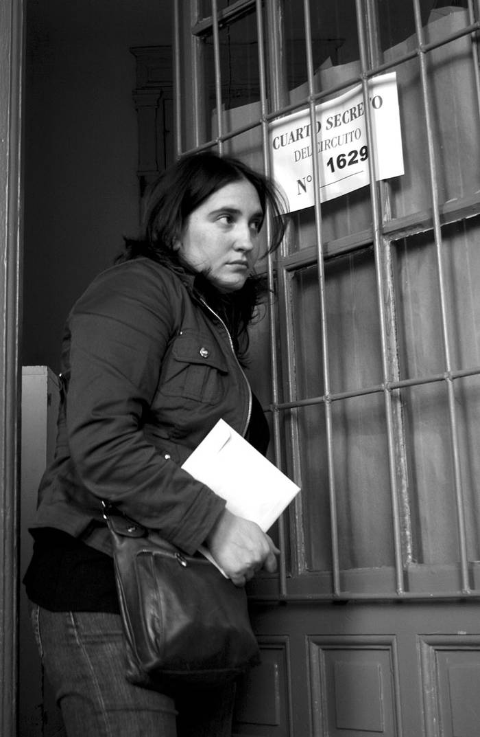 Macarena Gelman, el domingo cuando concurrió a votar.  · Foto: Victoria Rodríguez