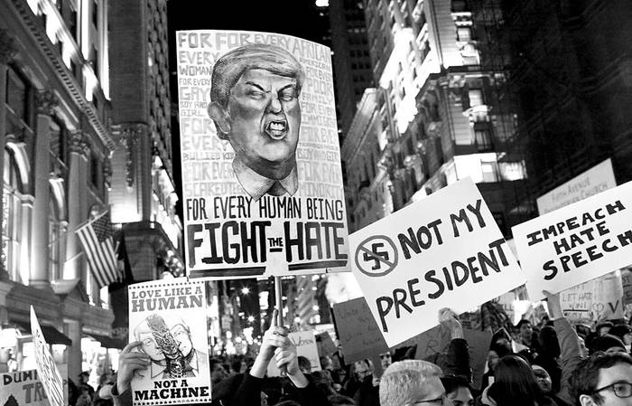 Manifestación contra Donald Trump, el sábado, en Nueva York. Foto: Yana Paskova, AFP