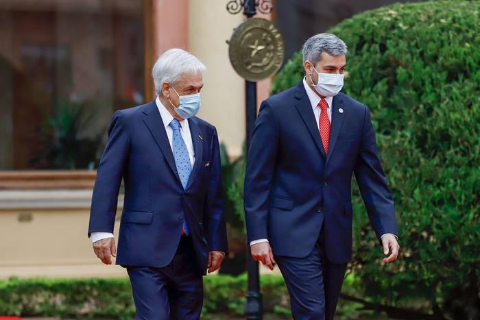 Sebastián Piñera, presidente de Chile, y Mario Abdo Benítez, presidente de Paraguay, en el Palacio de Gobierno, en Asunción, Paraguay. · Foto: Nathalia Aguilar, EFE
