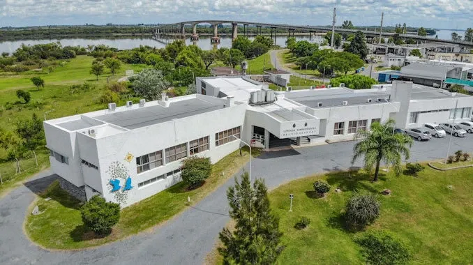 Edificio sede CARU, Paysandú. Foto: S/D Autor