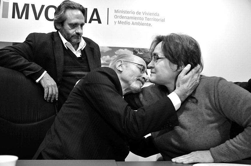 Francisco Beltrame, Alberto Breccia y Graciela Muslera, ayer en la sede del MVOTMA. 