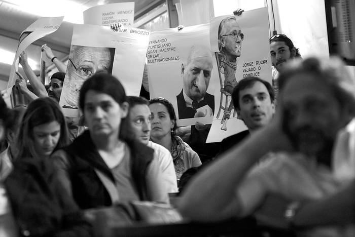Audiencia pública en el marco del proyecto de Recepción y Regasificación de Gas Natural Licuado y Gasoducto, ayer, en Burdeos y acceso a Puntas de Sayago, oeste de Montevideo.  · Foto: Nicolás Celaya