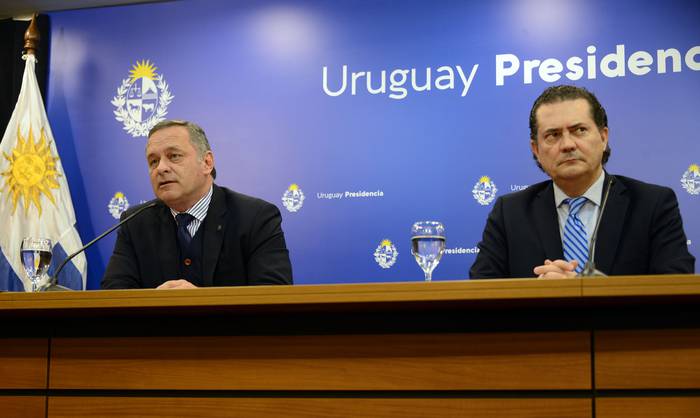 Álvaro Delgado y Rodrigo Ferrés. · Foto: Presidencia de Uruguay