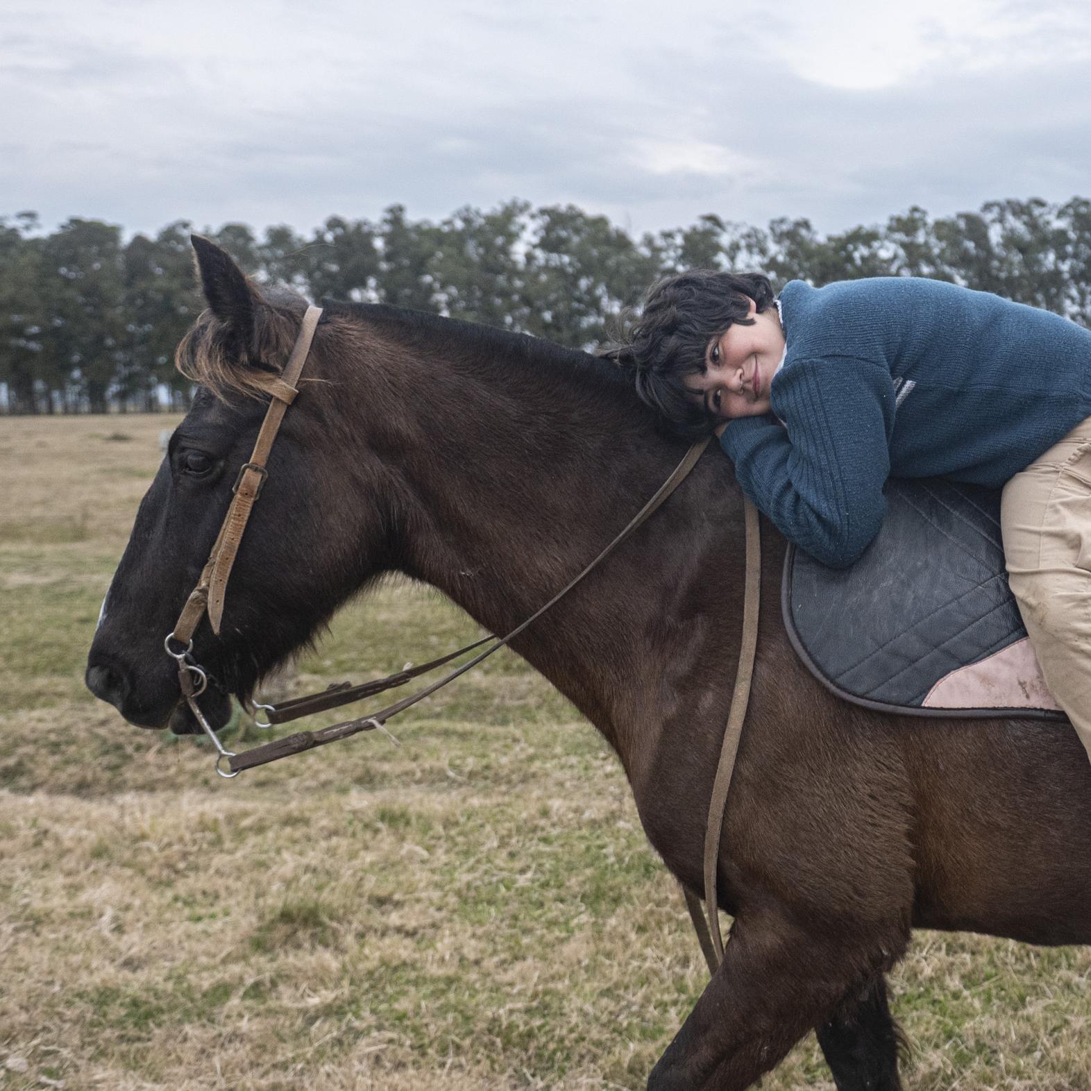 Alan Díaz y su yegua Troya. · Foto: Alessandro Maradei